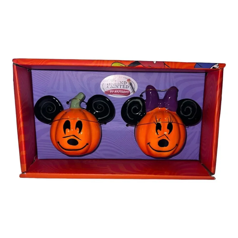 Disney Mickey and Minnie Mouse Pumpkin Salt and Pepper Shaker Set Halloween